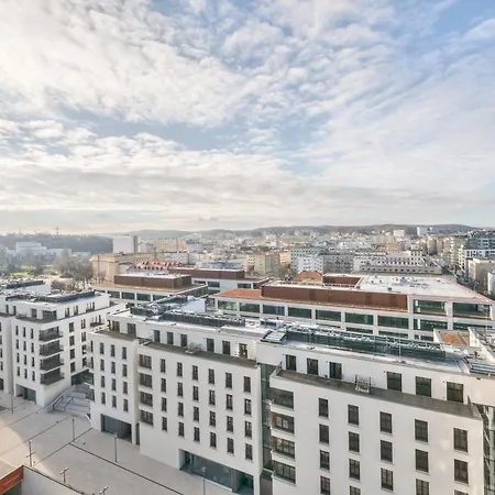 Sea Towers By Northside Apartment