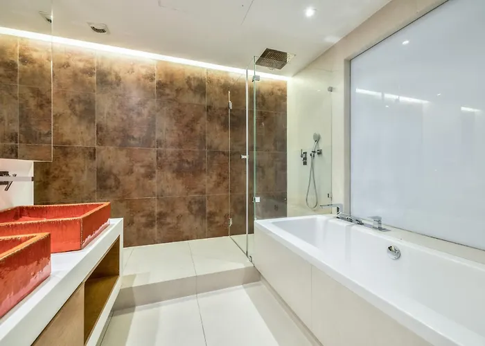 Sea Towers By Northside Apartment *