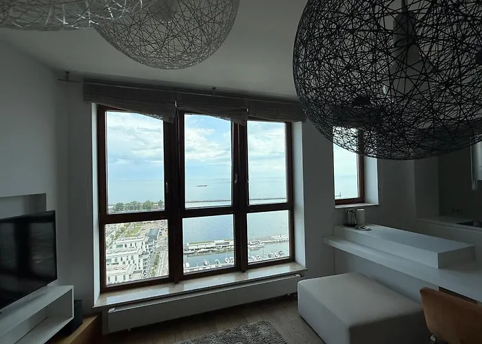 Sea Towers By Northside Apartment *